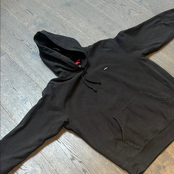 Supreme Black Sweatshirt Classic Hoodie - Picture 5 of 8